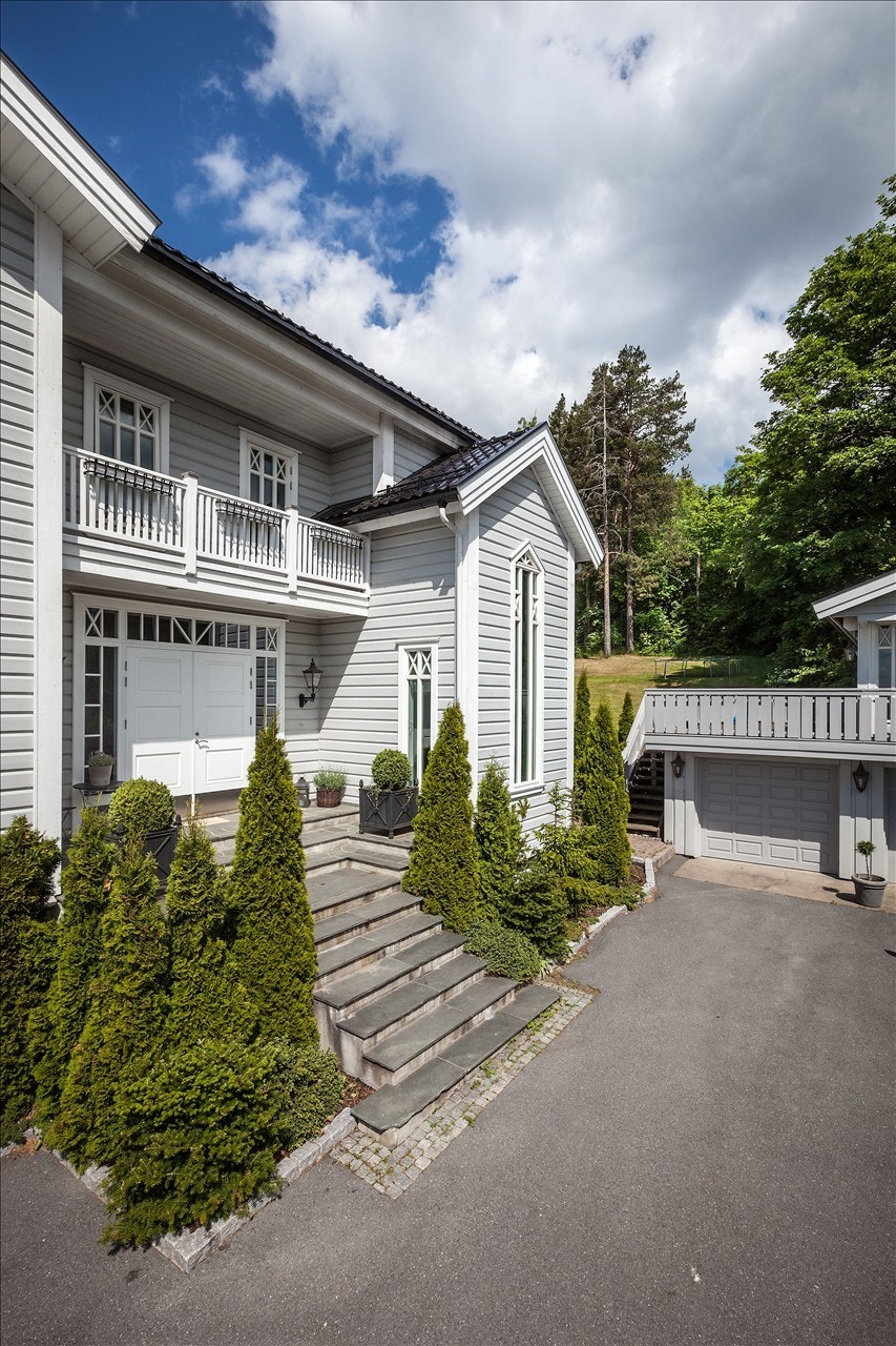 Inngangsparti Galleribilde