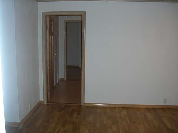 Inngang til soverom fra stue Galleribilde