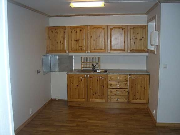 Kjøkkenkrok med oppvaskmaskin Galleribilde