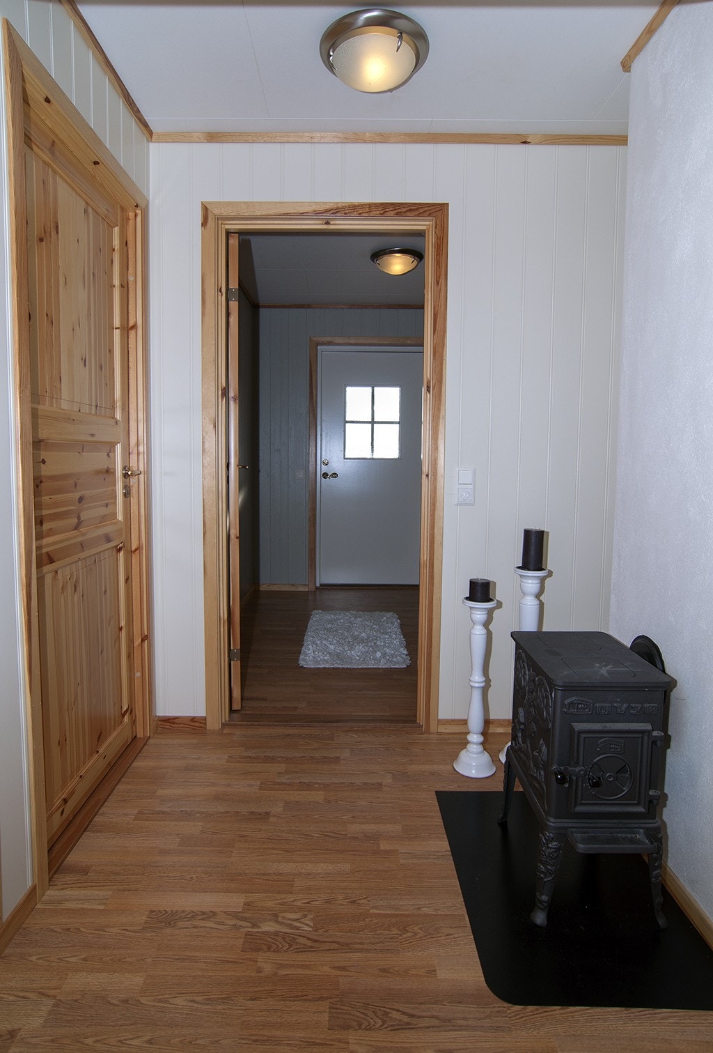 Gang/vindfang underetasje Galleribilde