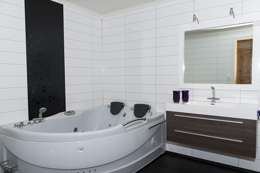 Bad underetasje Galleribilde