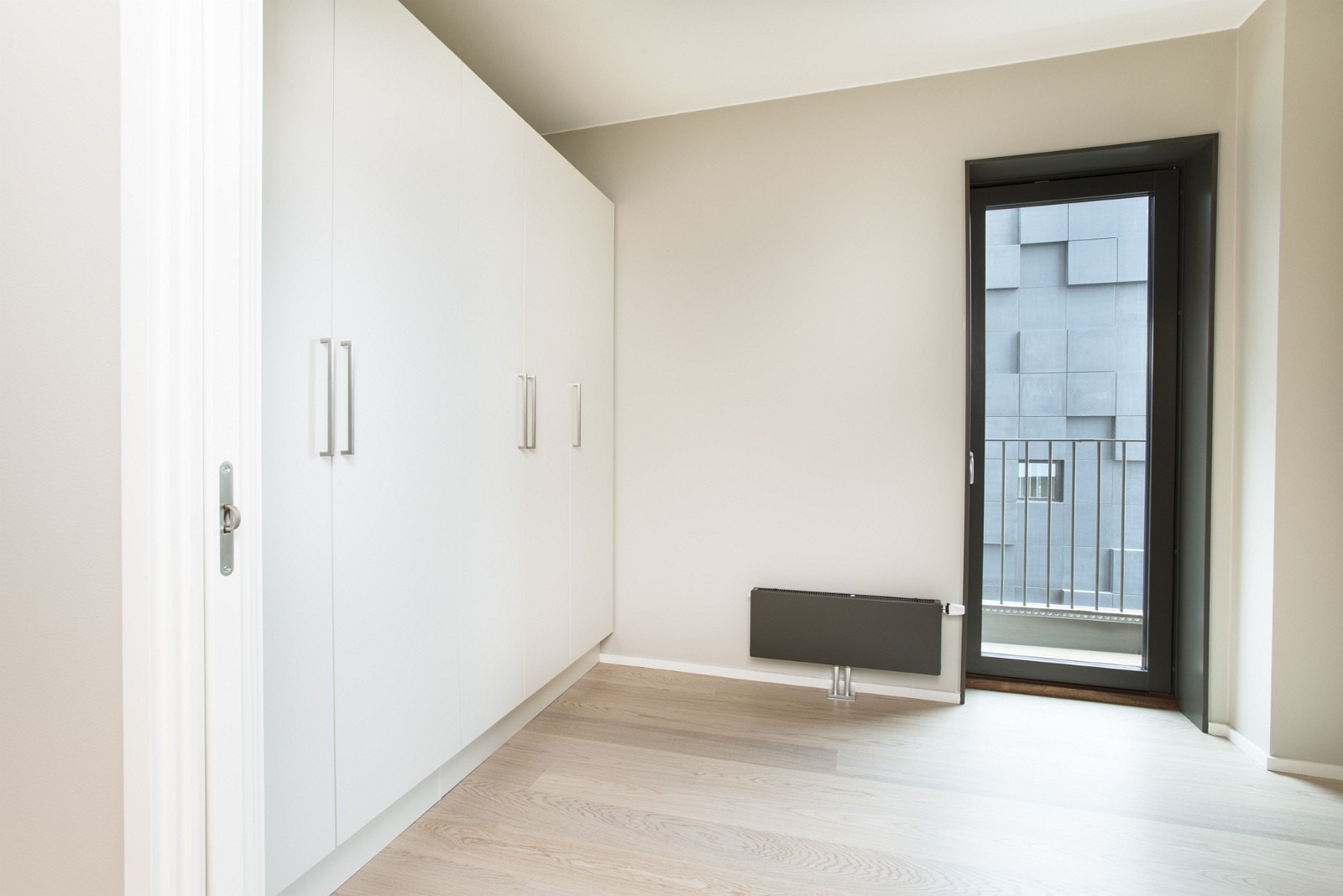 Soverom 3. med direkte utgang til smal terrasse. Galleribilde