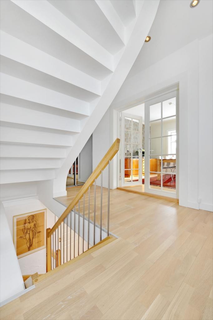 Gang / inngang 1.etg Galleribilde