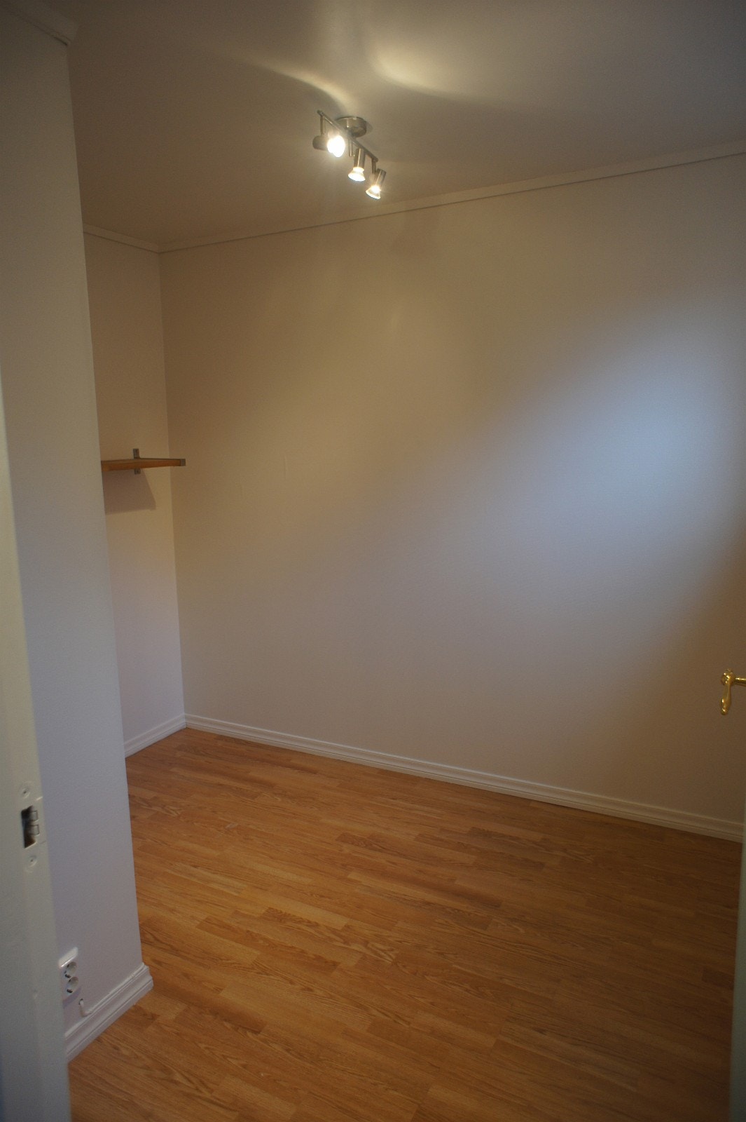 Soverom ( plass til 150 cm dobbelt seng) Galleribilde