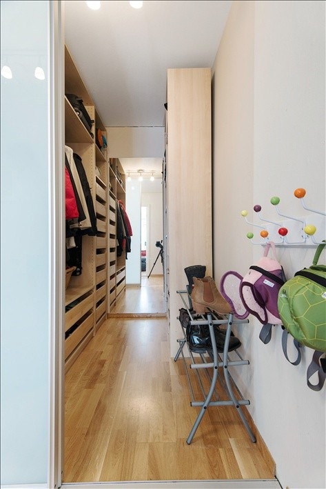 Garderobe Galleribilde