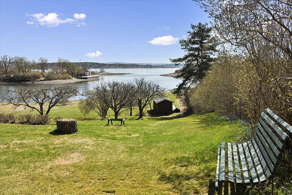 9. Idyll ved sjøen Galleribilde