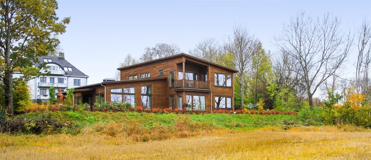 Back view b Galleribilde