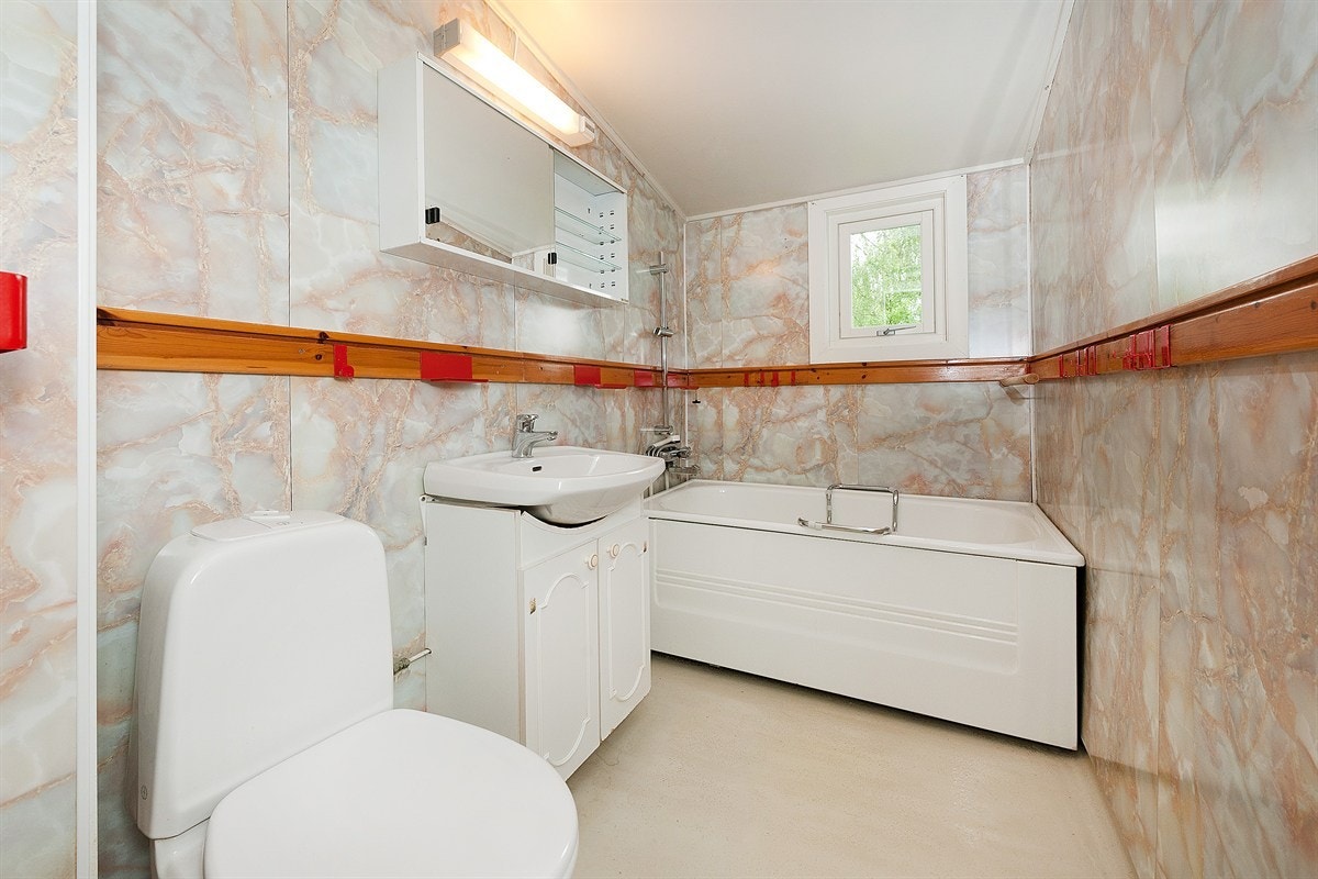 R%C3%A5dhusveien%2019B-006 Galleribilde