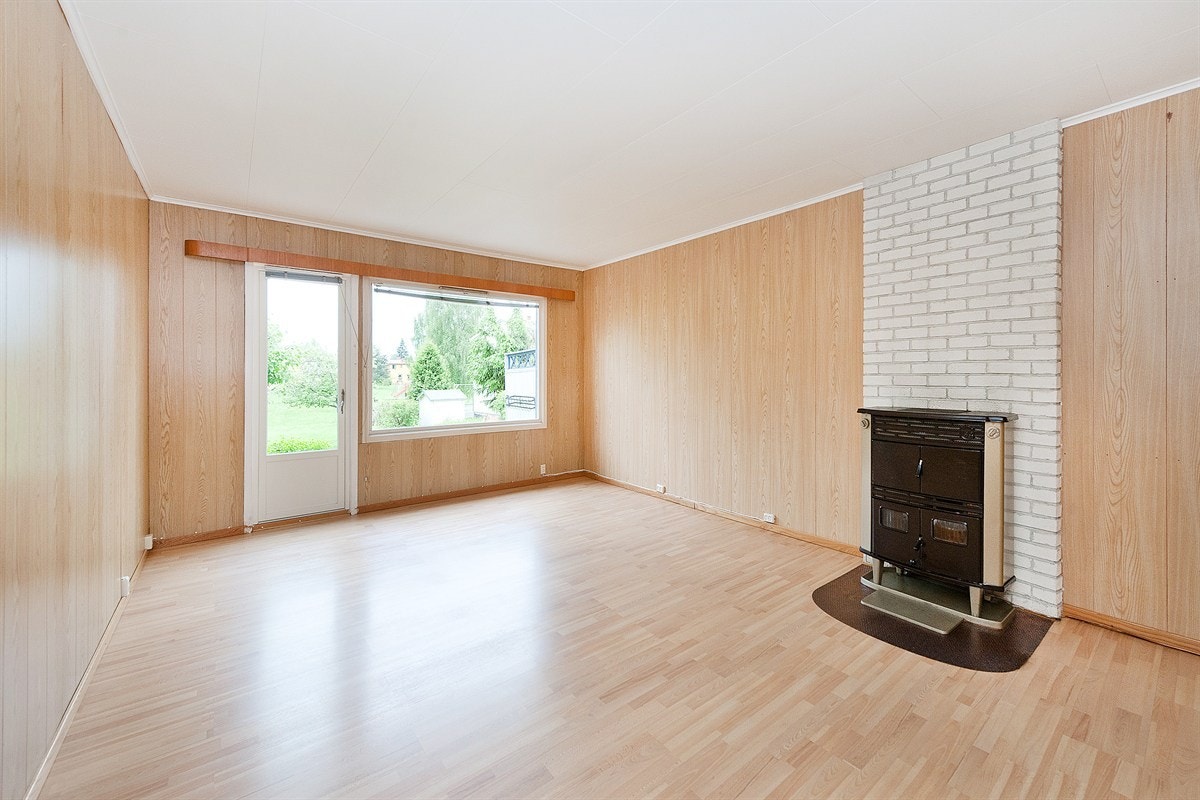 R%C3%A5dhusveien%2019B-002 Galleribilde