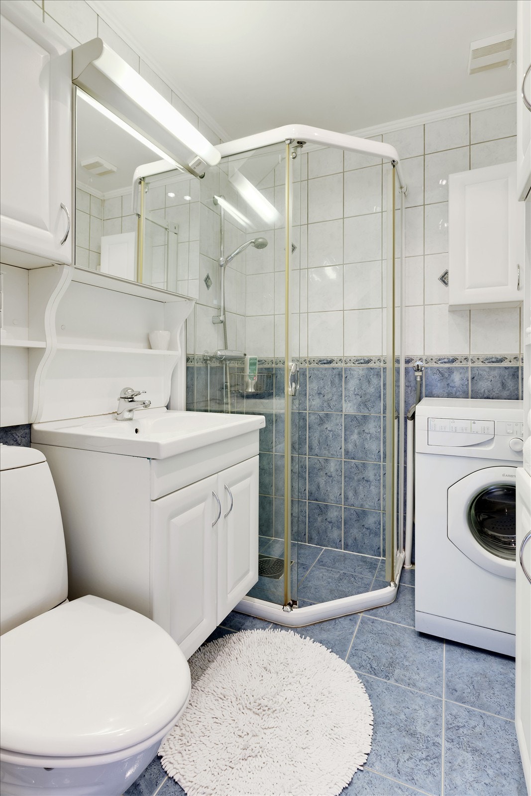 Flisalgt bad/wc Galleribilde