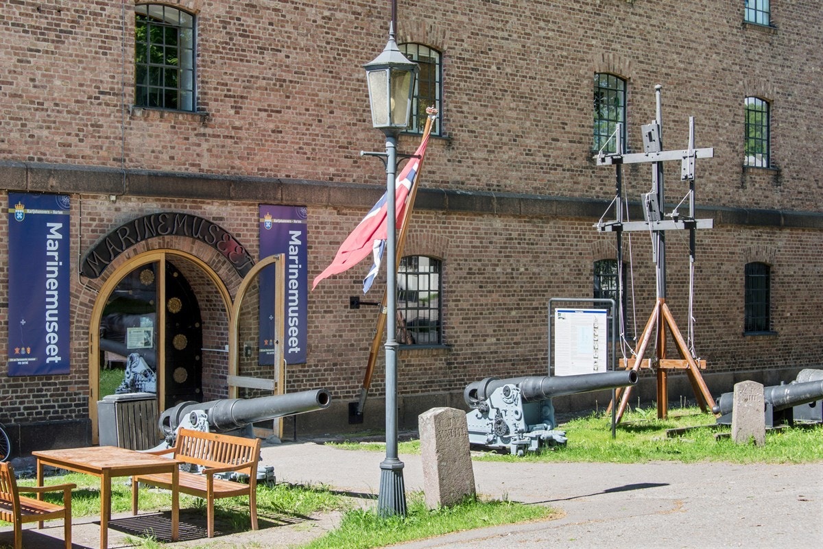 Marinemuseet, Preus fotomuseum og Lokalhistorisk senter ligger noen minutters gange fra leiligheten Galleribilde