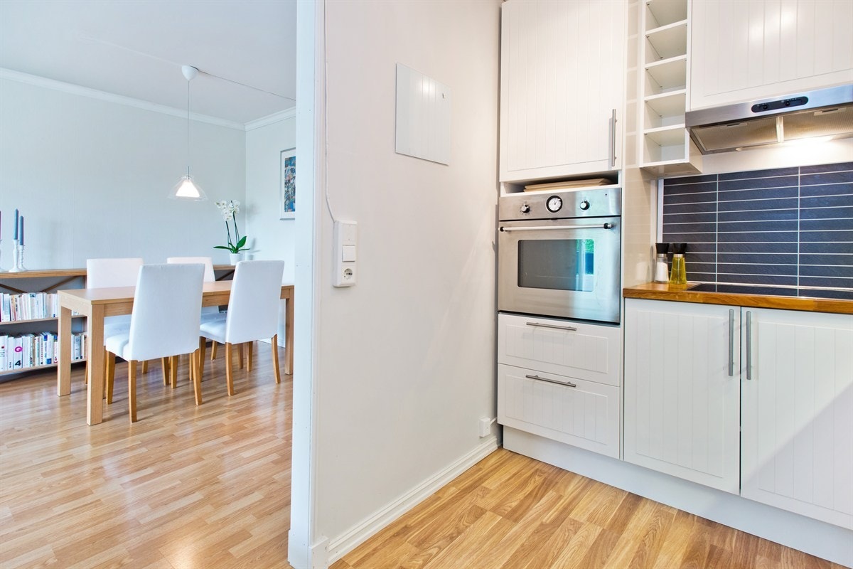 Delvis åpen løsning mot stue Galleribilde