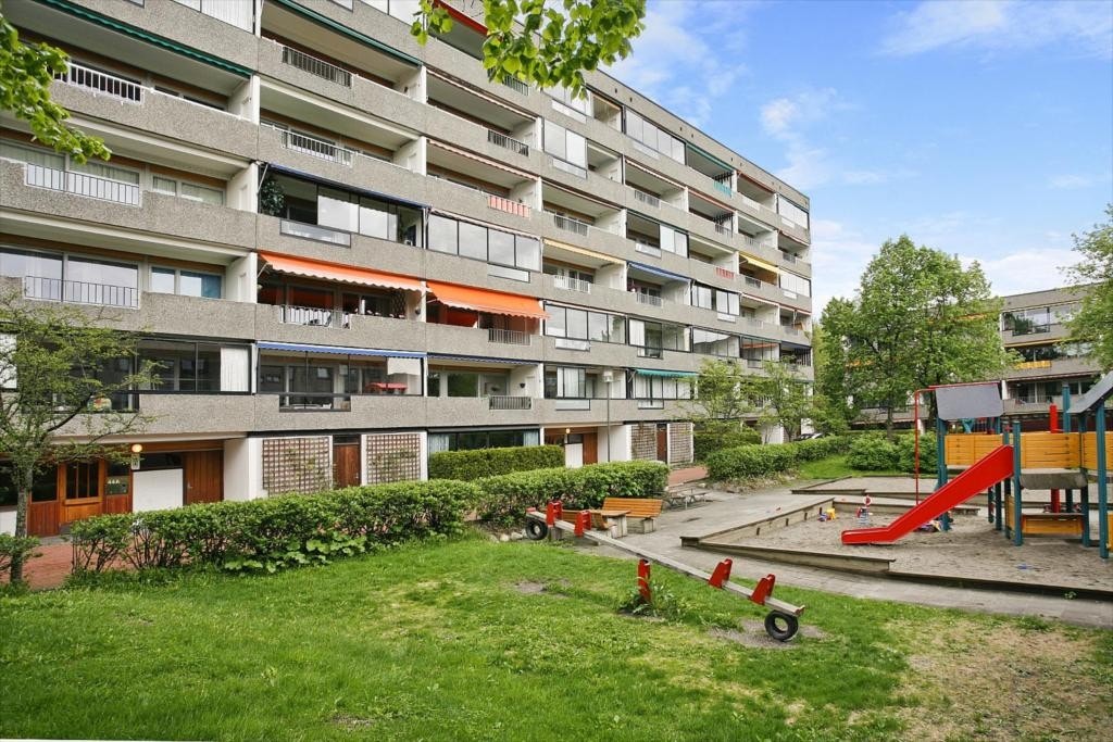 Hovseterveien 44b presentert av Christer B Gabrielsen og Kjetil Nilssen Galleribilde