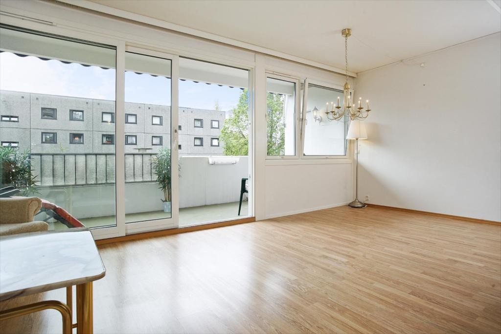 Romslig stue Galleribilde