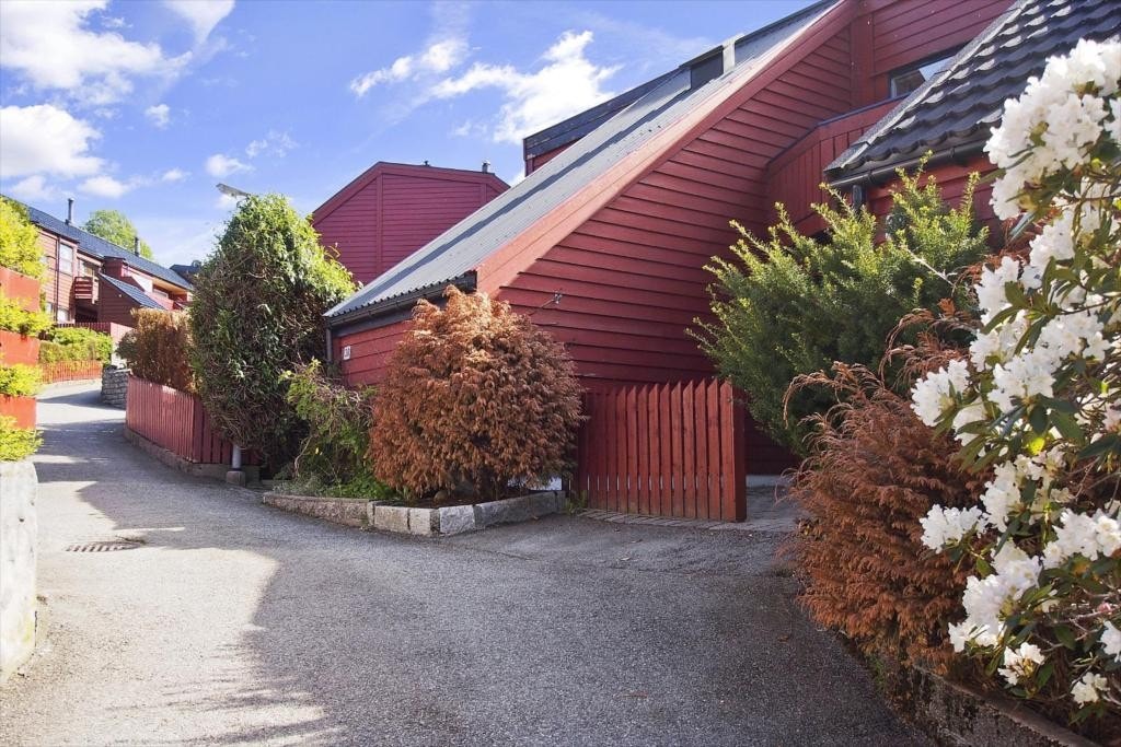 Inngangsparti/gate Galleribilde