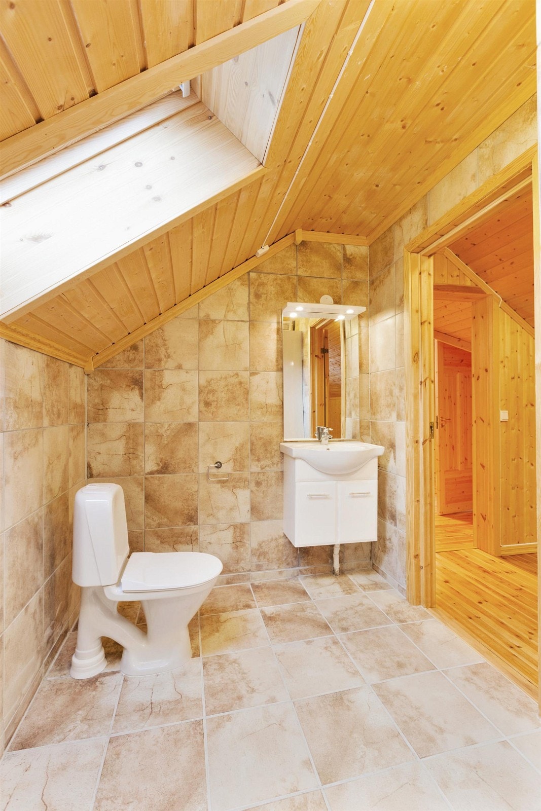 Toalett (potensielt bad) i 2. etg. Galleribilde