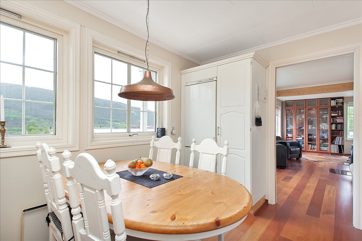 Del av kjøkken Galleribilde