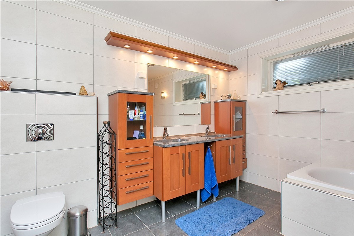 Del av bad Galleribilde