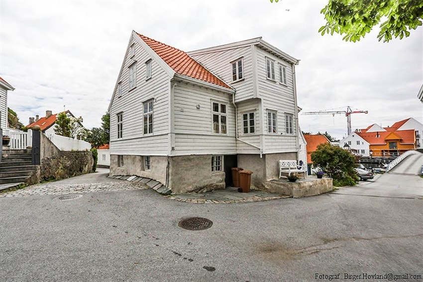 2X2A2441 Galleribilde