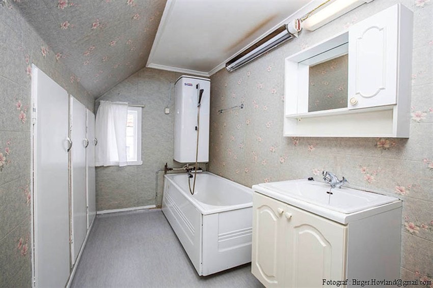 2X2A2410 Galleribilde