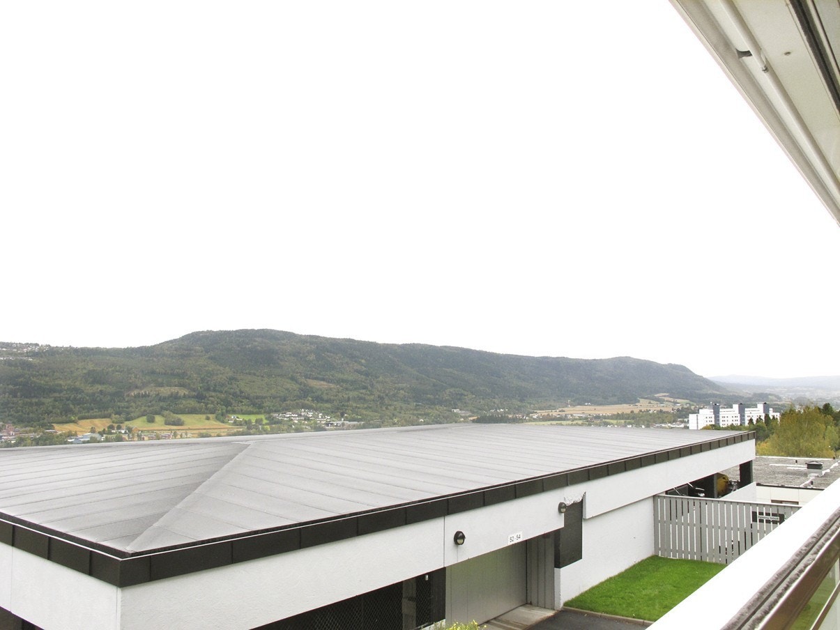 P-hus sett fra veranda, dette rives i disse dager. Galleribilde