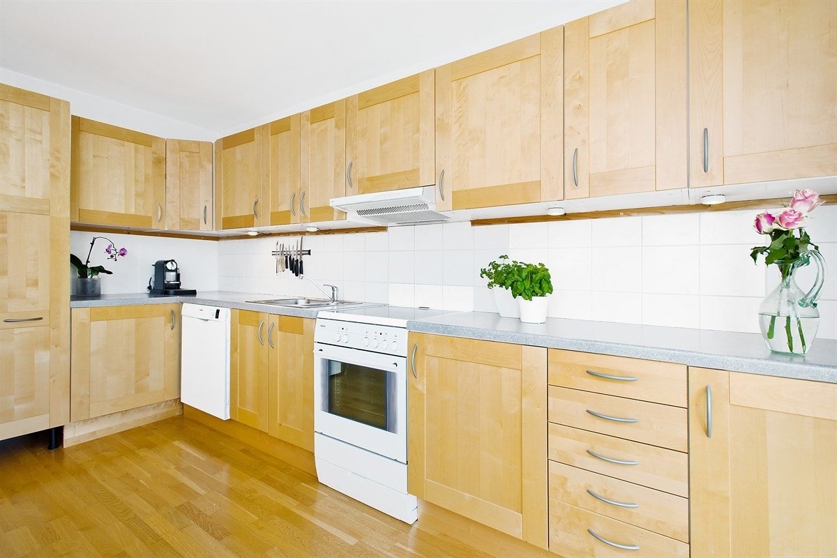 Rikelig med skapplass. Hvitevarer medfølger Galleribilde