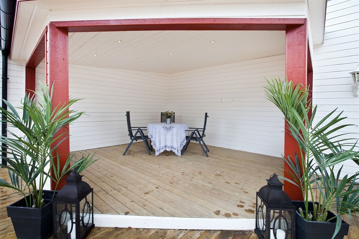 Uteplass Galleribilde