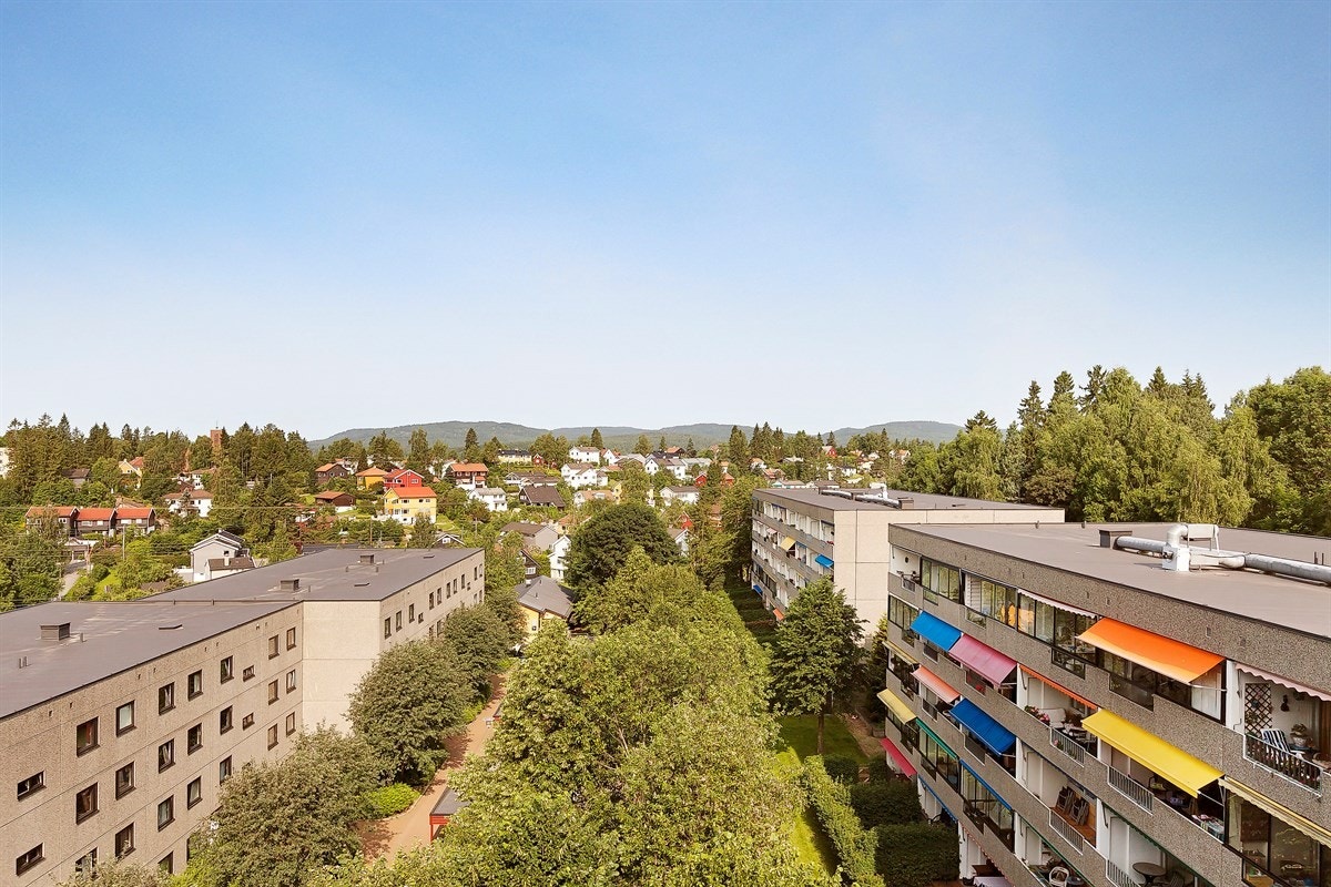 Luftig og fritt utsyn fra balkongen Galleribilde