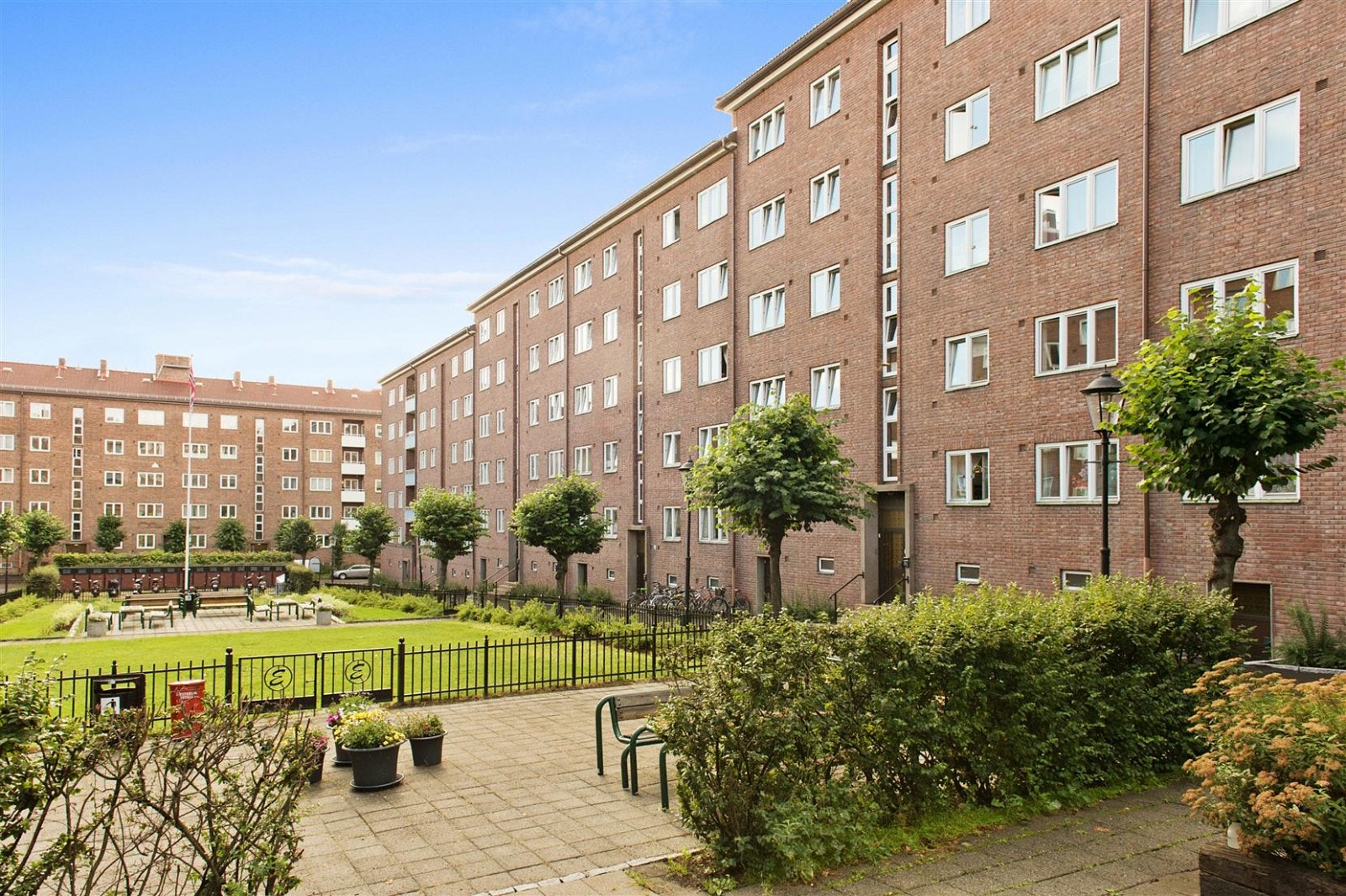 Godt drevet borettslag med hyggelig bakgård Galleribilde