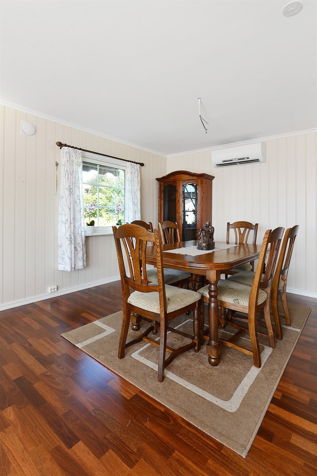 Spisestue i 1.etg. Galleribilde