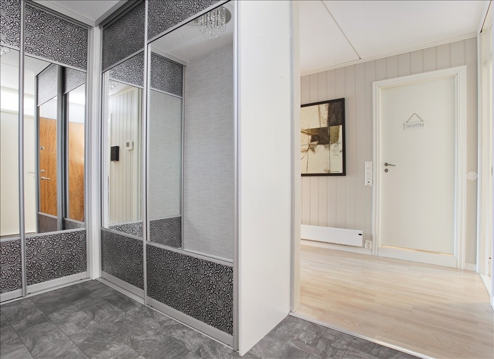 Entré/gang Galleribilde