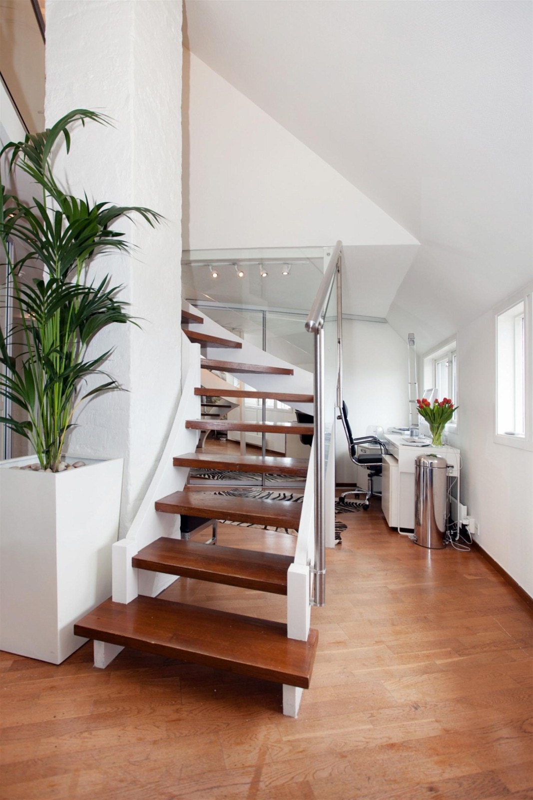 Trapp til hems Galleribilde