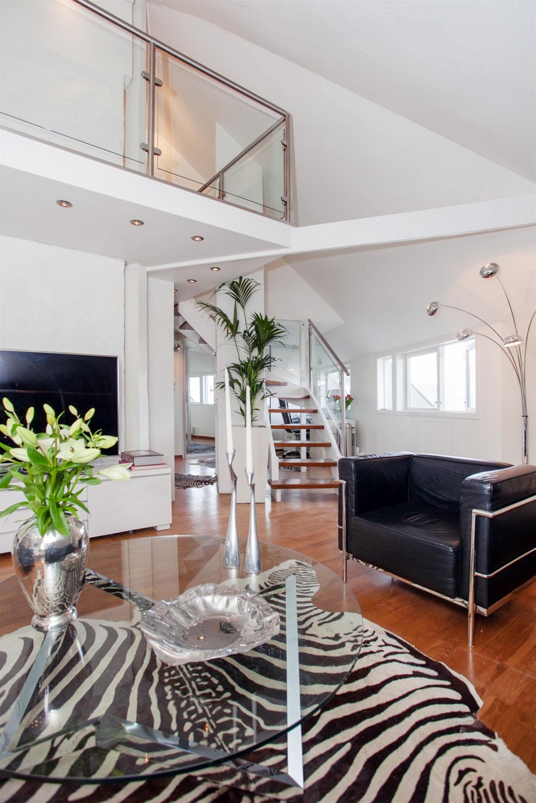 Delikat stue med hems Galleribilde