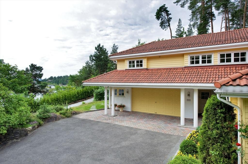 Langoddveien 121 - Presentert av Nils Nordvik Galleribilde