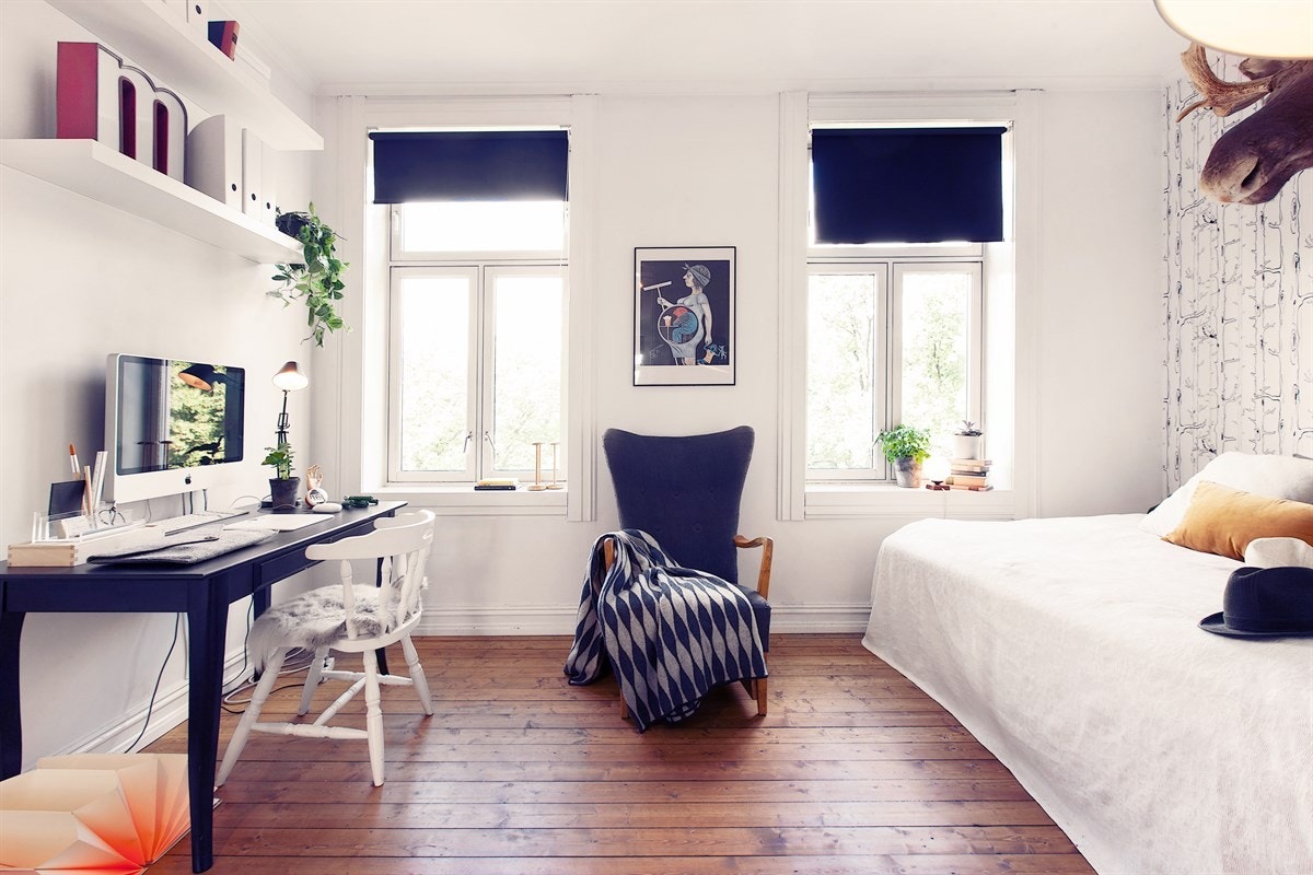 Hvis behovet er to soverom, kan rommet deles på midten med inngang fra stuen til venstre del og fra entreen til høyre del. Galleribilde