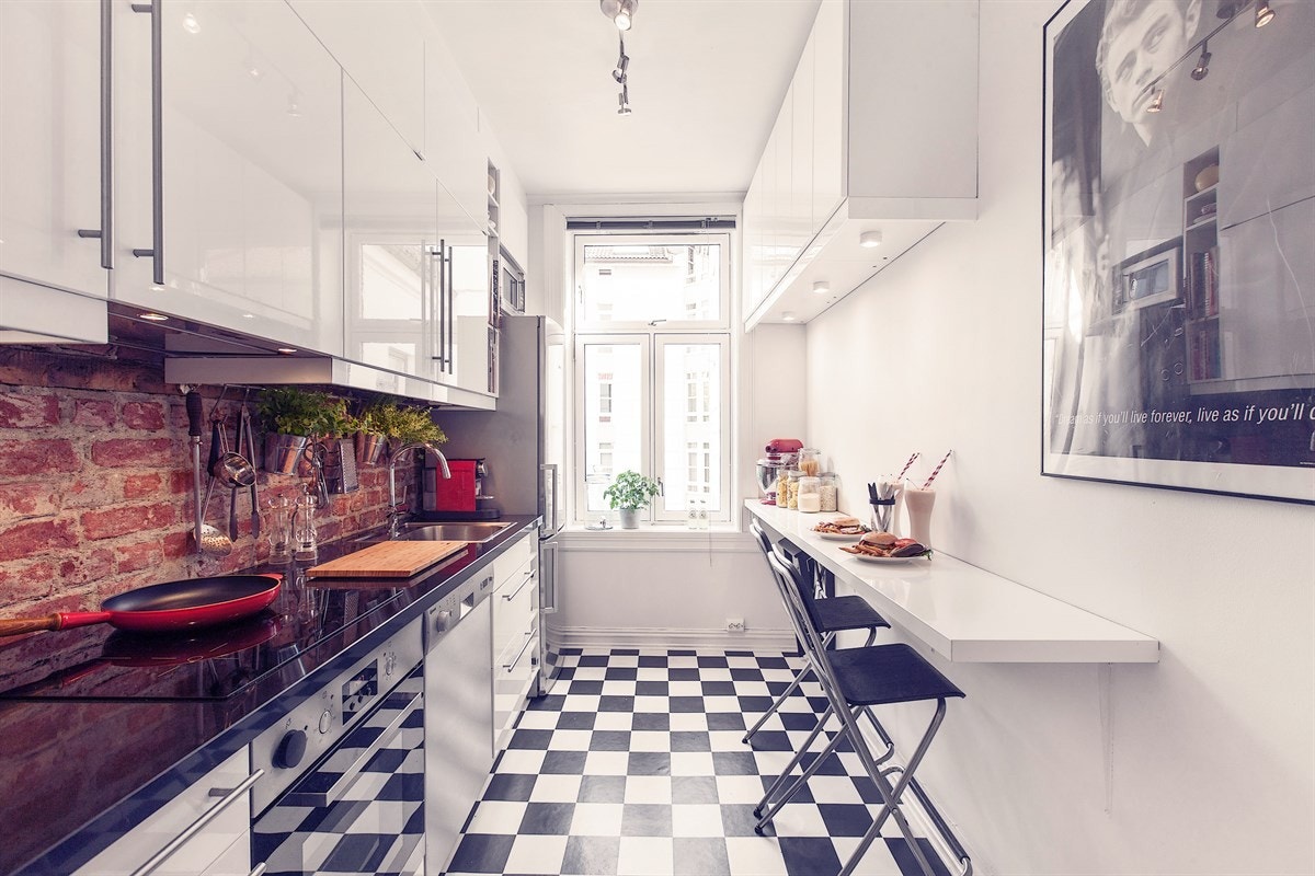 Kjøkkenet (fra 2013) har et urbant og moderne uttrykk. Galleribilde