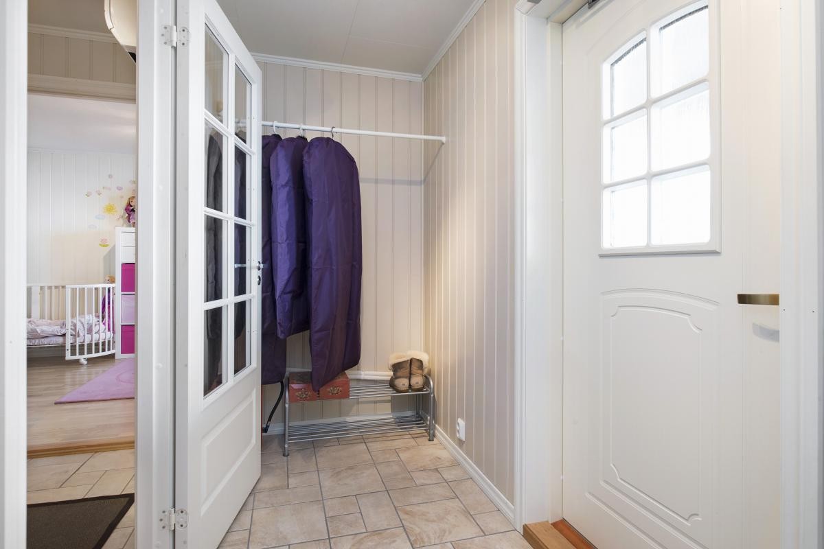 Praktisk utgang til hage fra underetg. Galleribilde