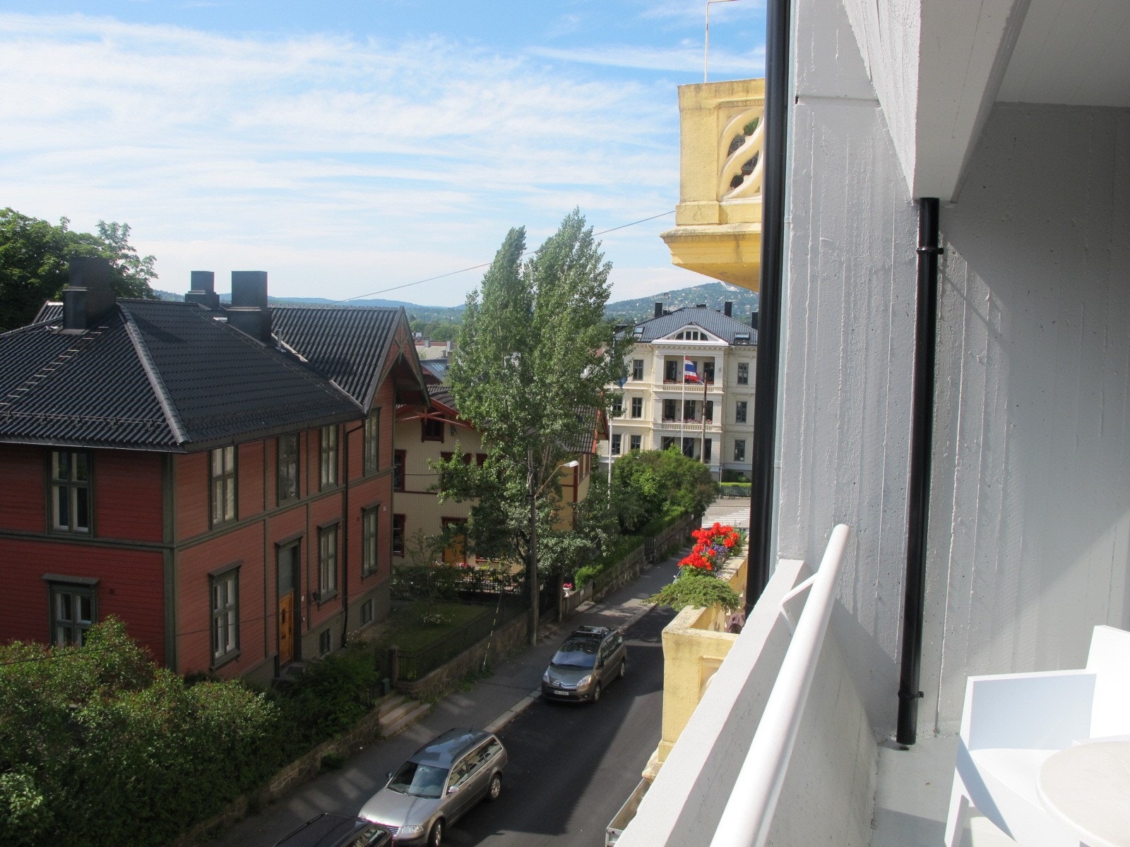 utsikt mot nor fra balkongen Galleribilde