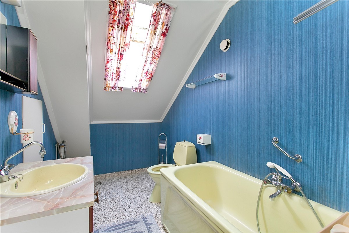 Baderom på loft Galleribilde