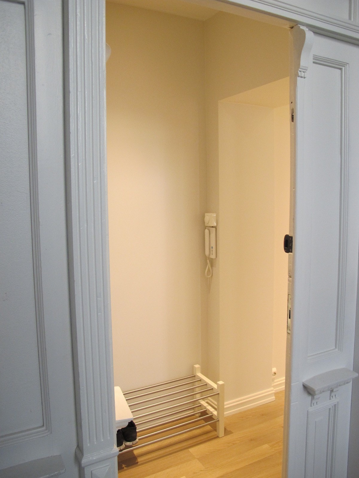 Ytterdør (sett inn i leiligheten) Galleribilde