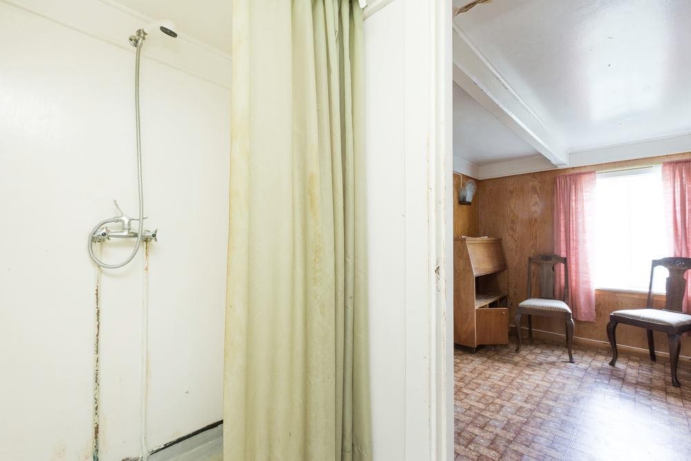 Del av dusj Galleribilde