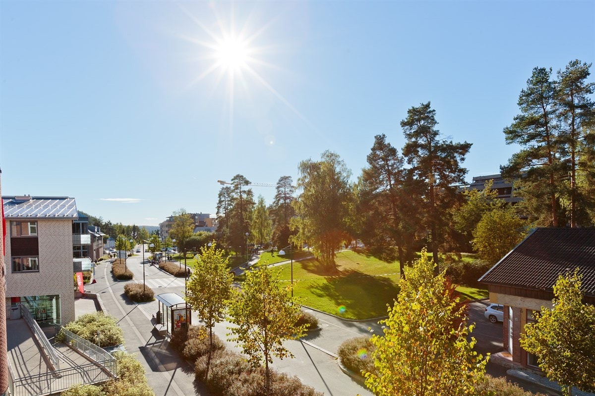 Utsyn fra balkong. Galleribilde