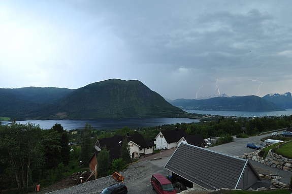 Høst - utsikt fra veranda Galleribilde