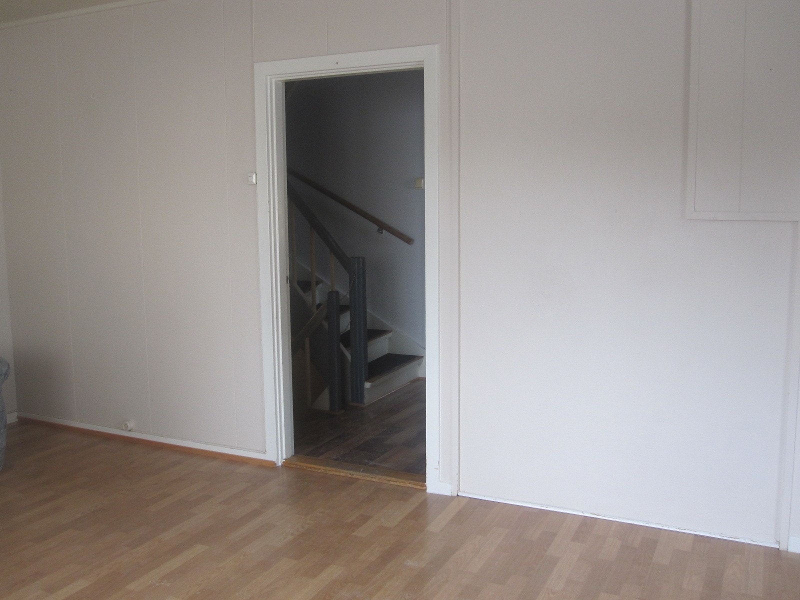 Døra ut av stua Galleribilde