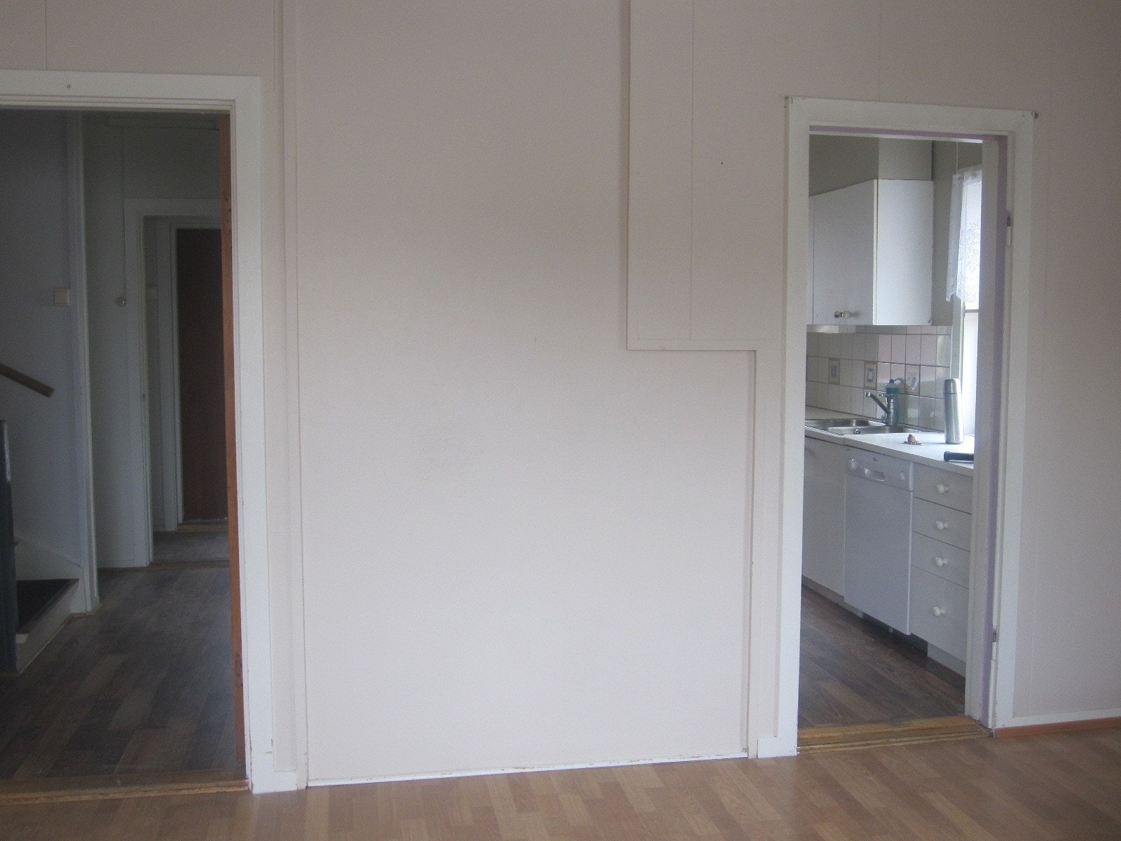 Døra til kjøkkenet Galleribilde