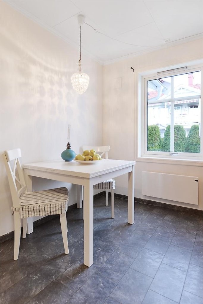 Spiseplass kjøkken. Galleribilde