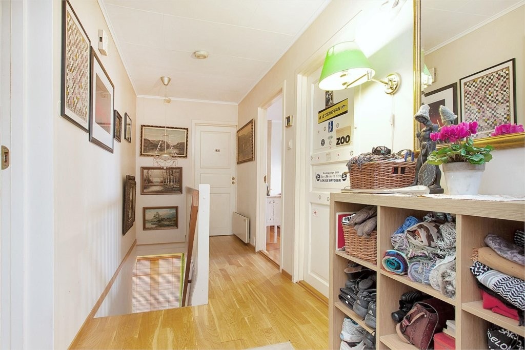 Gangen i 1.etg Galleribilde