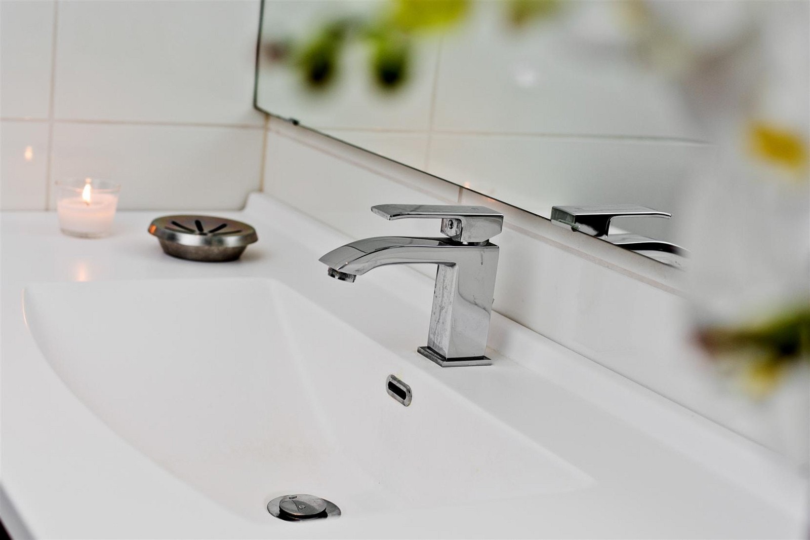 Fin servant fra HTH. Galleribilde