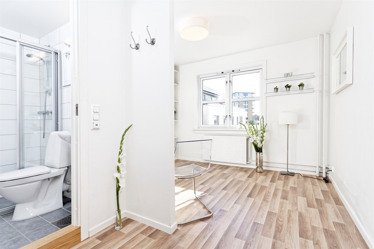 Lys og fin ettroms, perfekt for førstegangskjøpere og pendlere! Galleribilde
