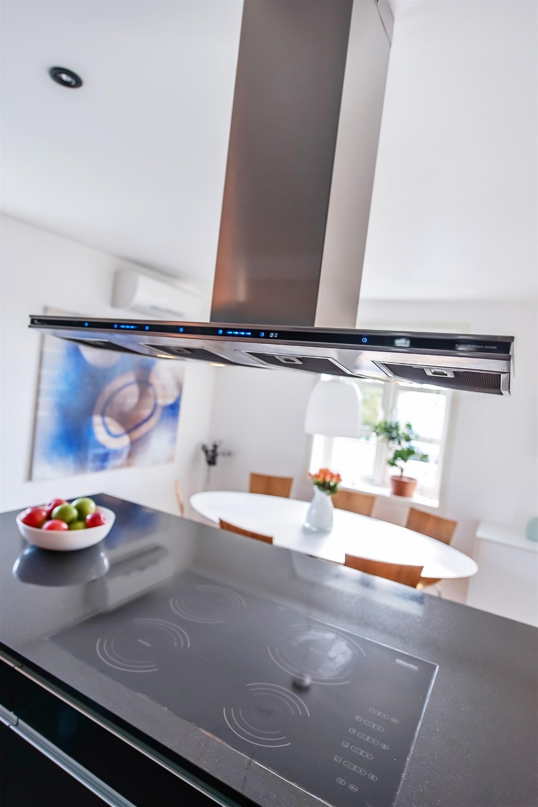 Koketoppen har ekstra bredde og gir god plass til kasserollene. Galleribilde